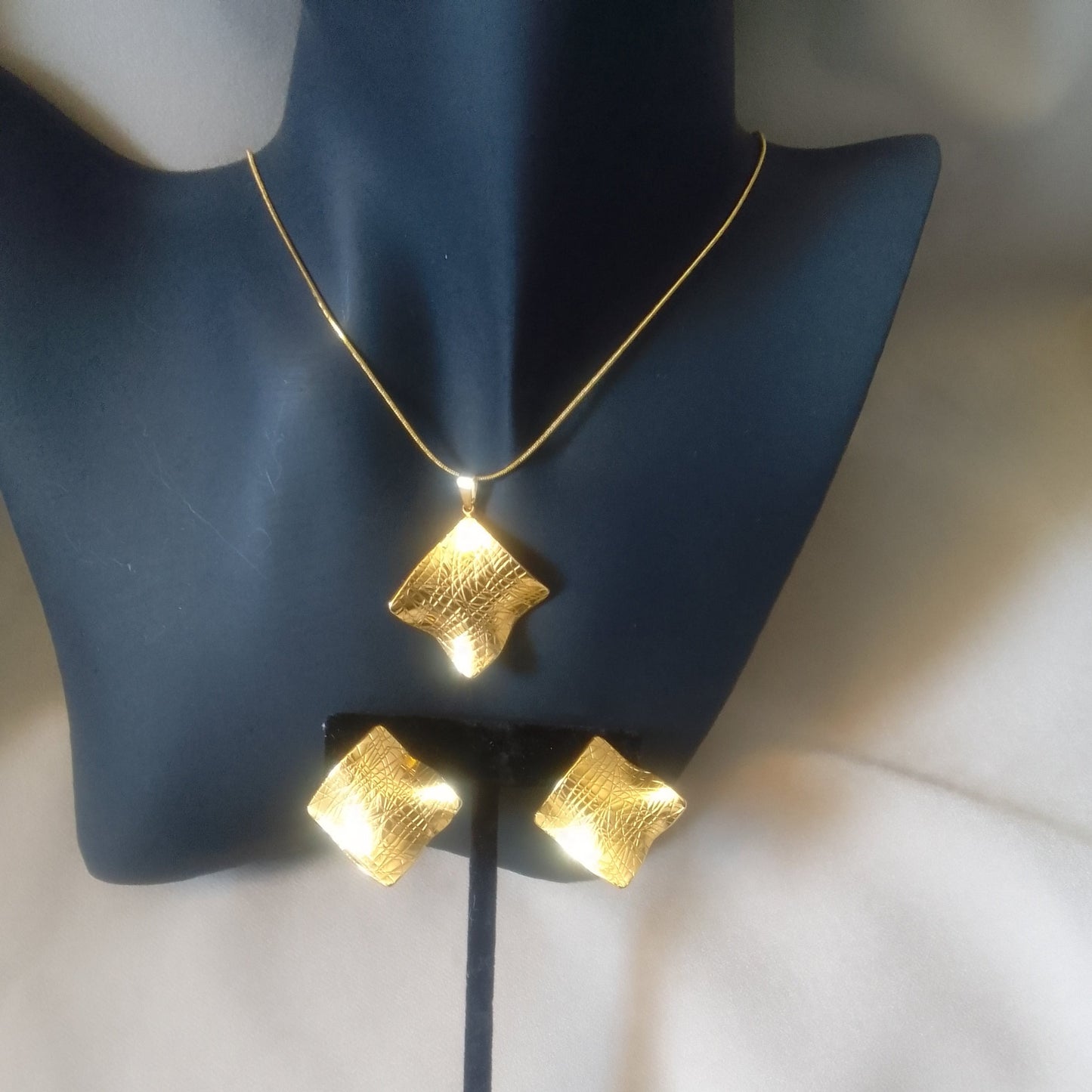 🏆Boucles&Collier Wave