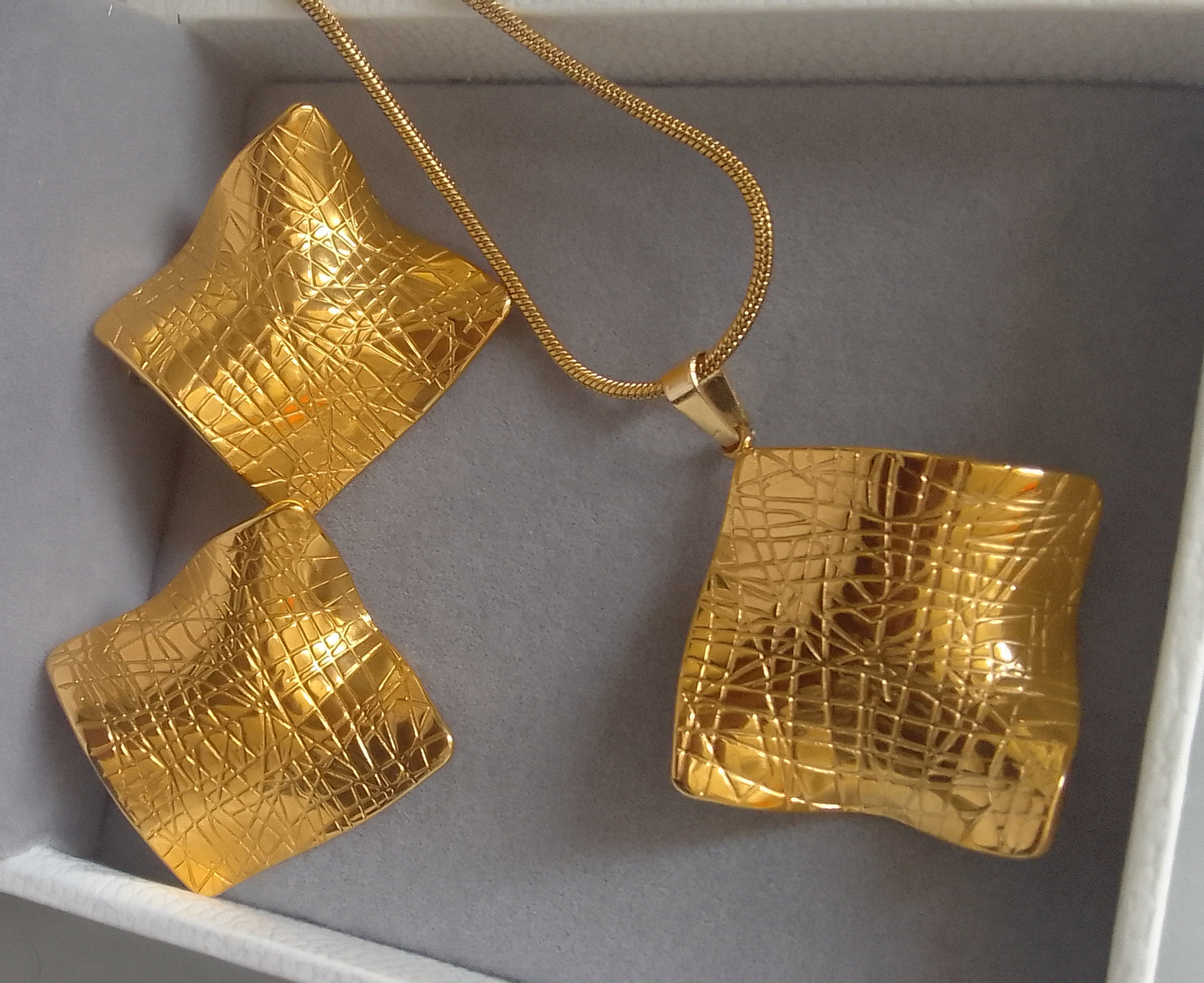 🏆Boucles&Collier Wave